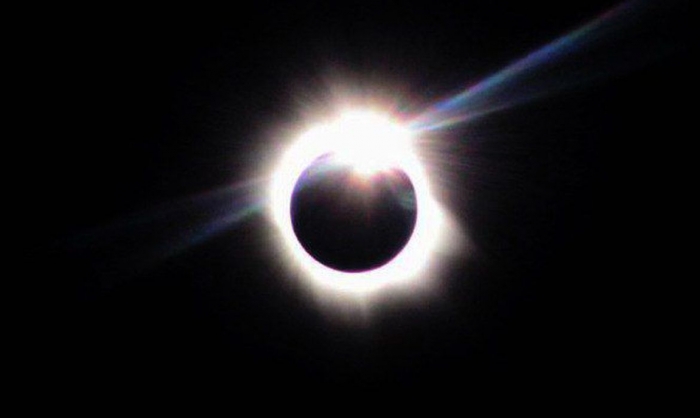 Eclipse solar hoje só poderá ser visto em regiões remotas